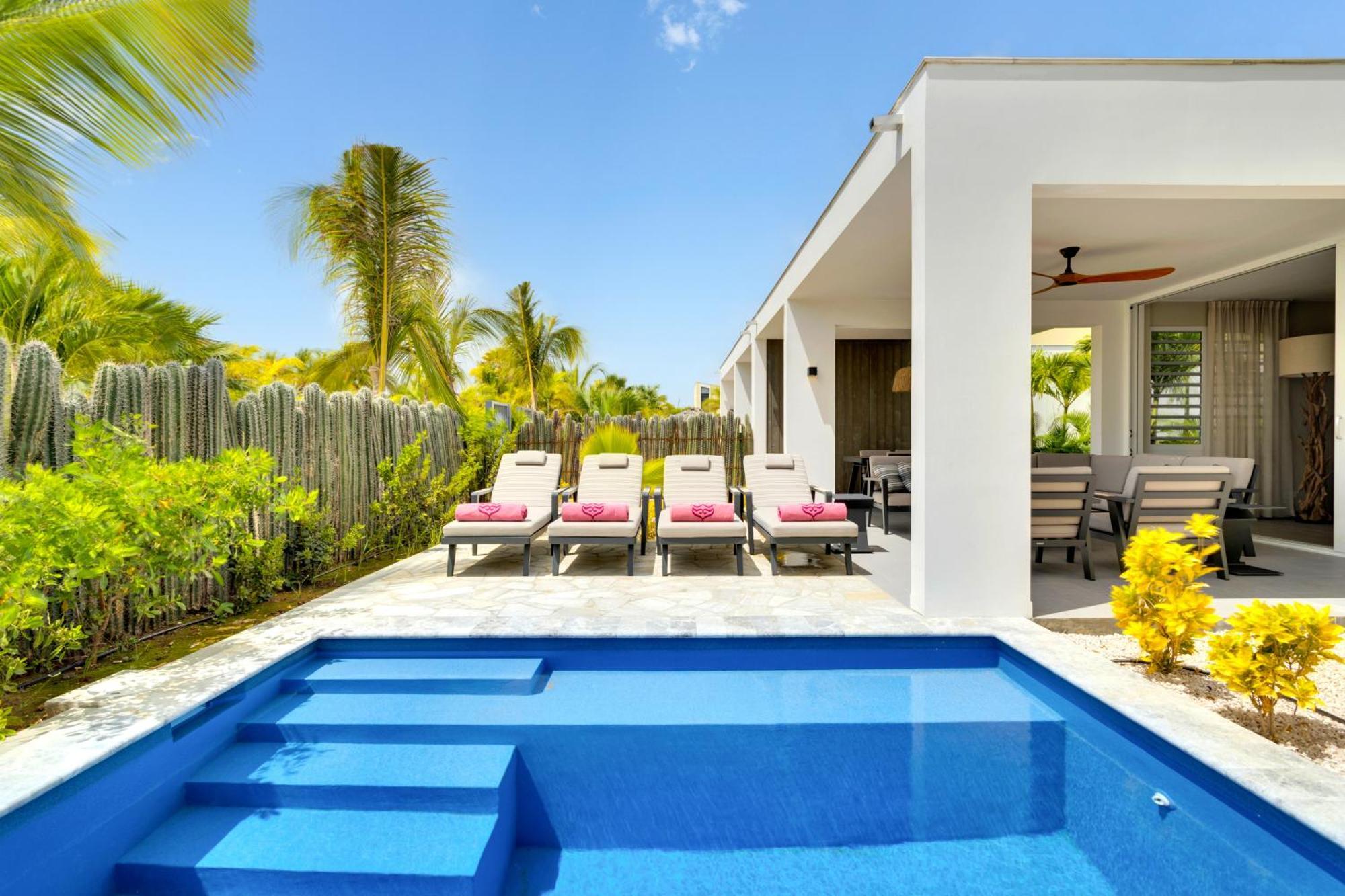 Delfins Beach Resort Bonaire, Tapestry Collection By Hilton Kralendijk  Bagian luar foto