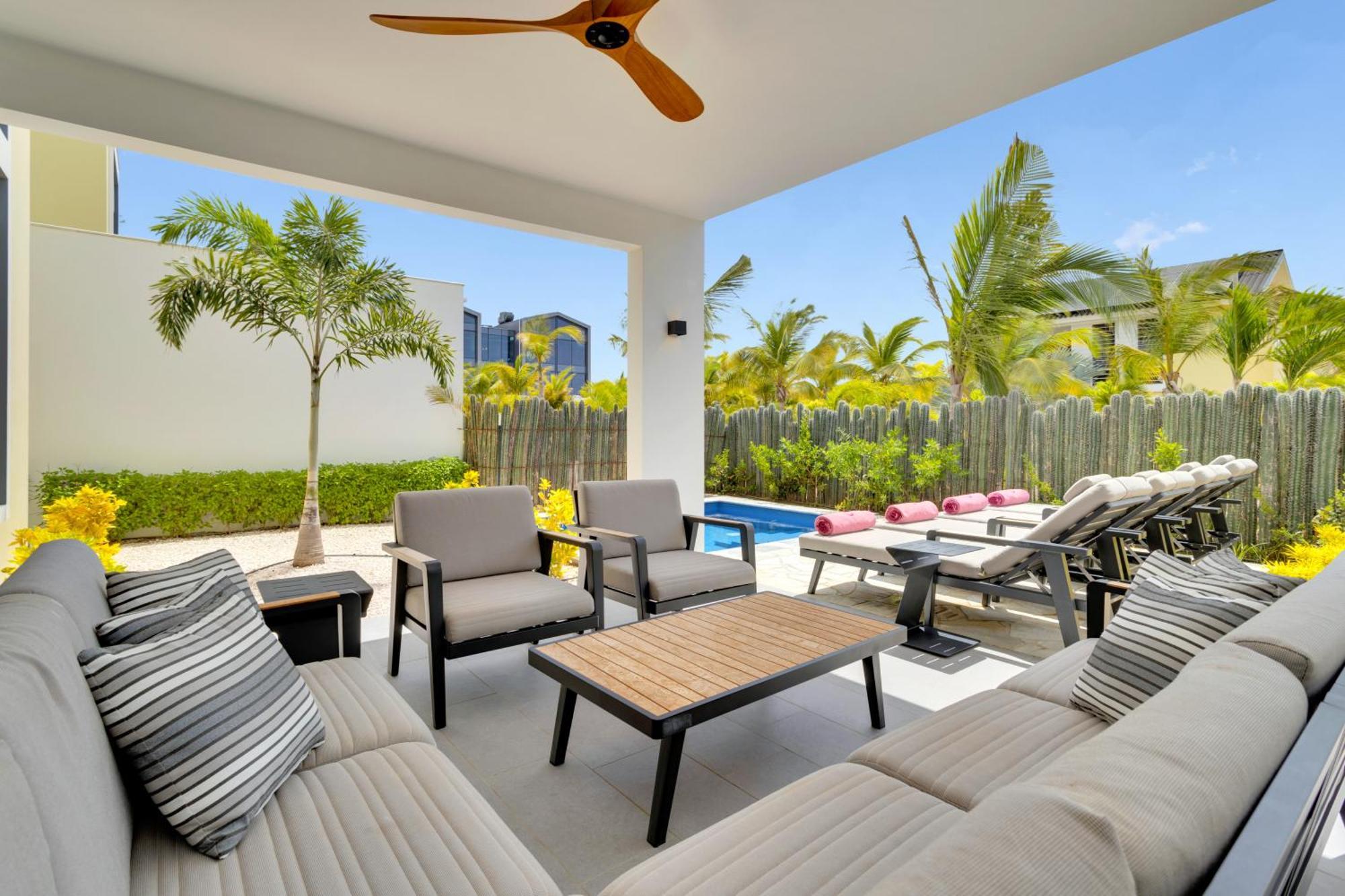 Delfins Beach Resort Bonaire, Tapestry Collection By Hilton Kralendijk  Bagian luar foto