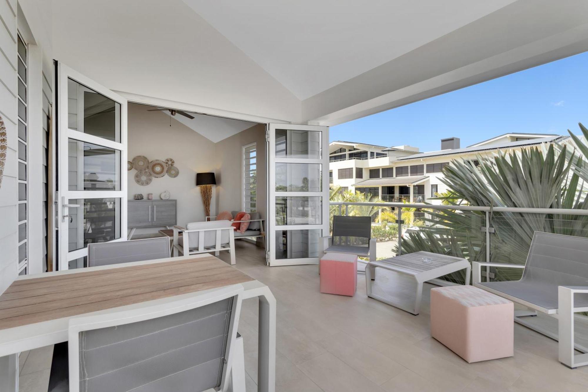 Delfins Beach Resort Bonaire, Tapestry Collection By Hilton Kralendijk  Bagian luar foto